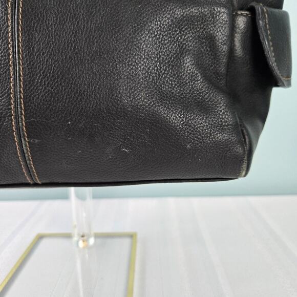 Black Leather Pebble Grain Double Shoulder Strap Purse with Zipper Closure - Picture 3 of 14